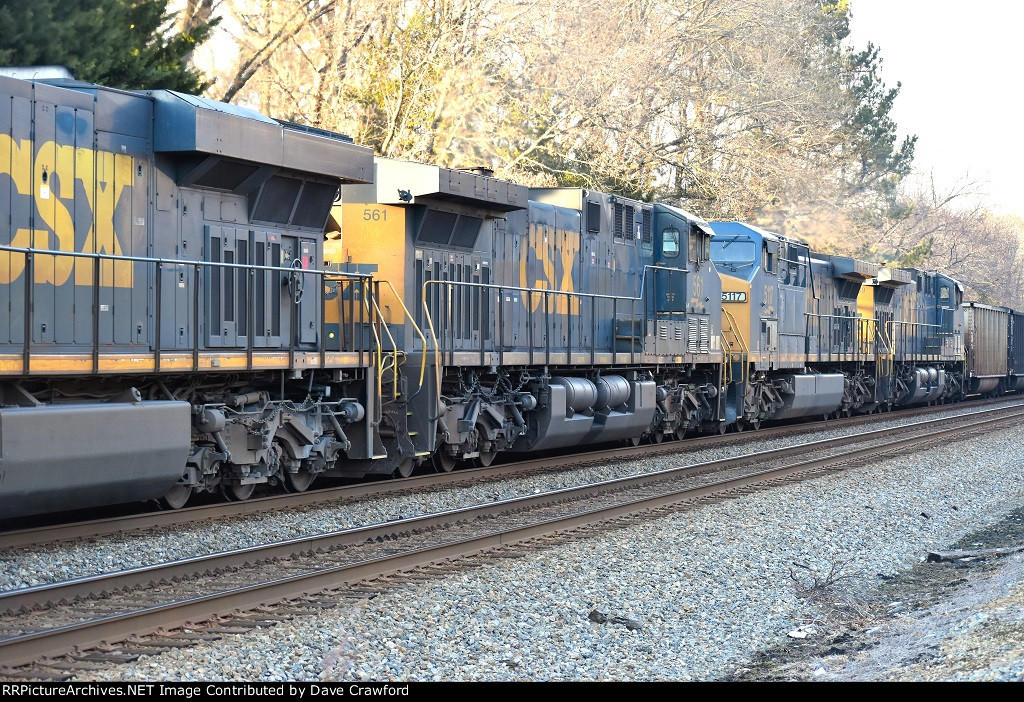 CSX 561